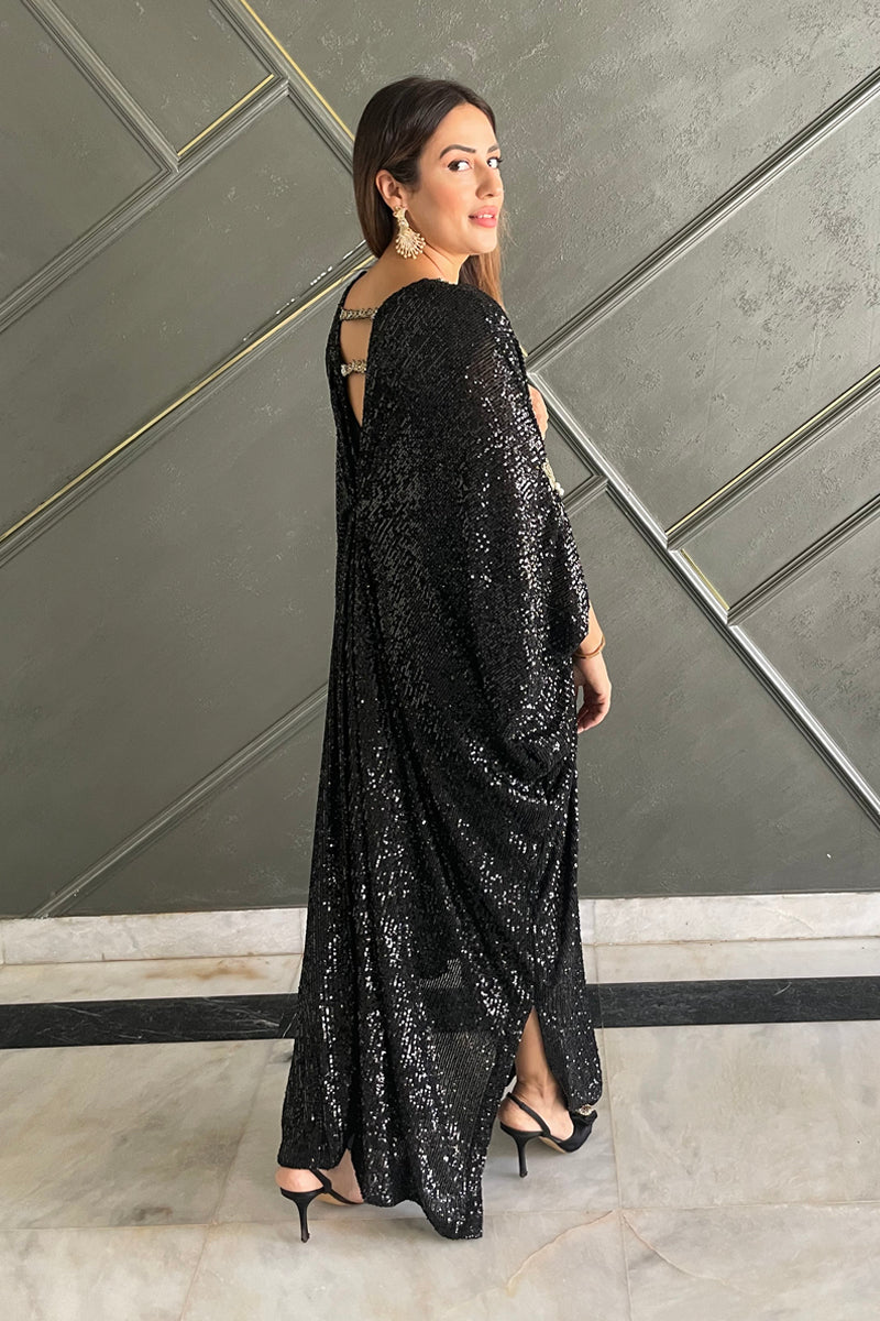 Alizeh Pasha (Black Kaftan)